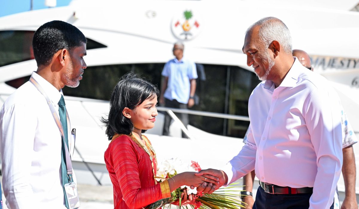 President Launches Major Development Projects in Dharanboodhoo
