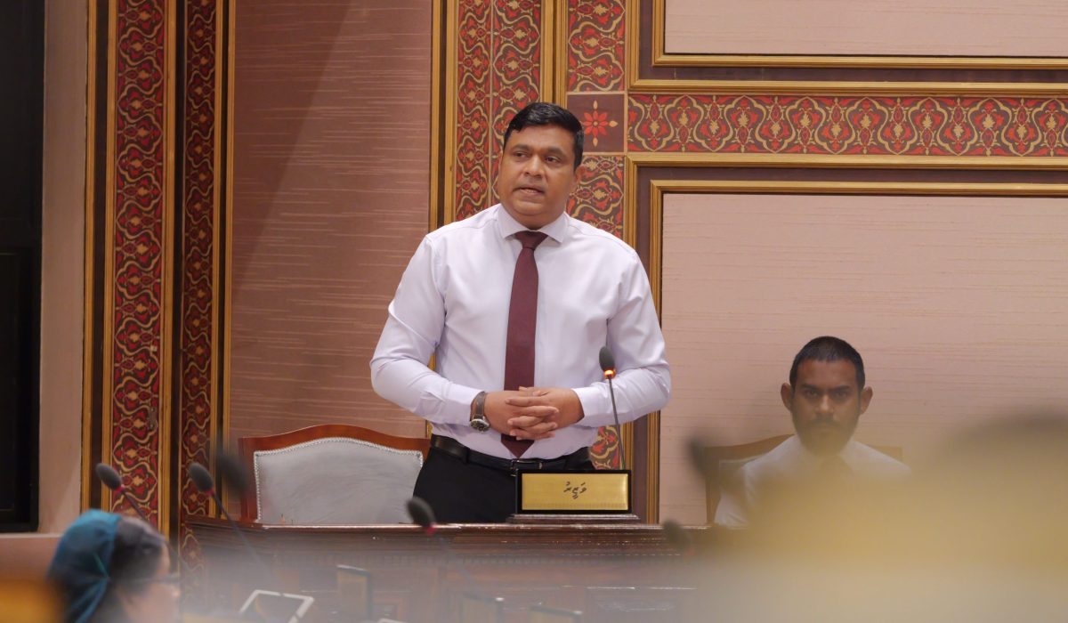 Govt to Re-Announce Helicopter Service Bid