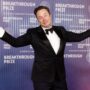 Elon Musk Hits $749 Billion