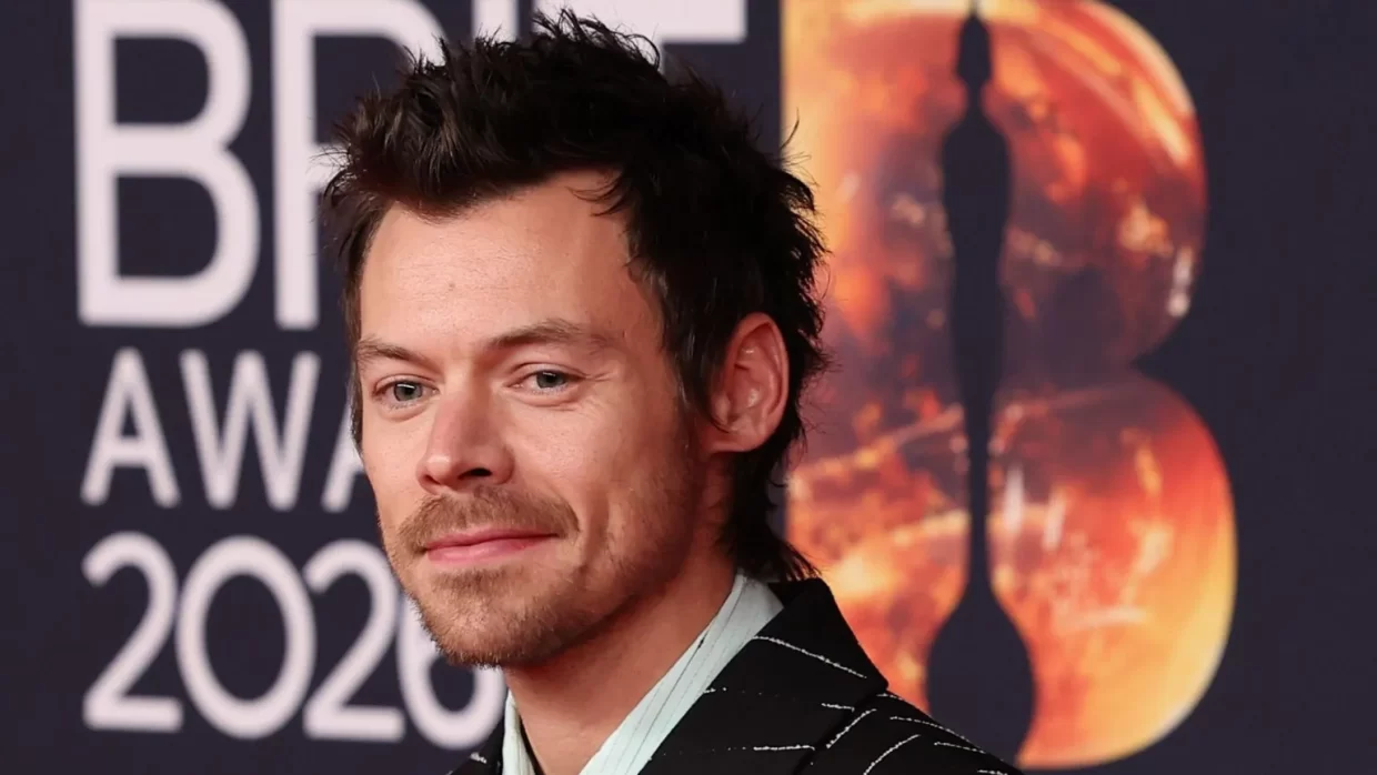 Harry Styles Tops UK Charts Again With New Album