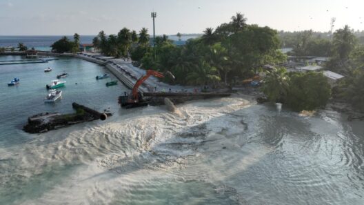 Land Reclamation Work Begins in Veymandoo