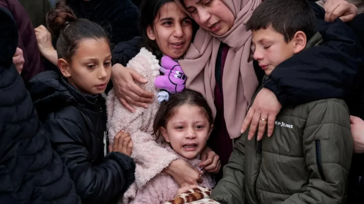 Family of four killed in West Bank shooting