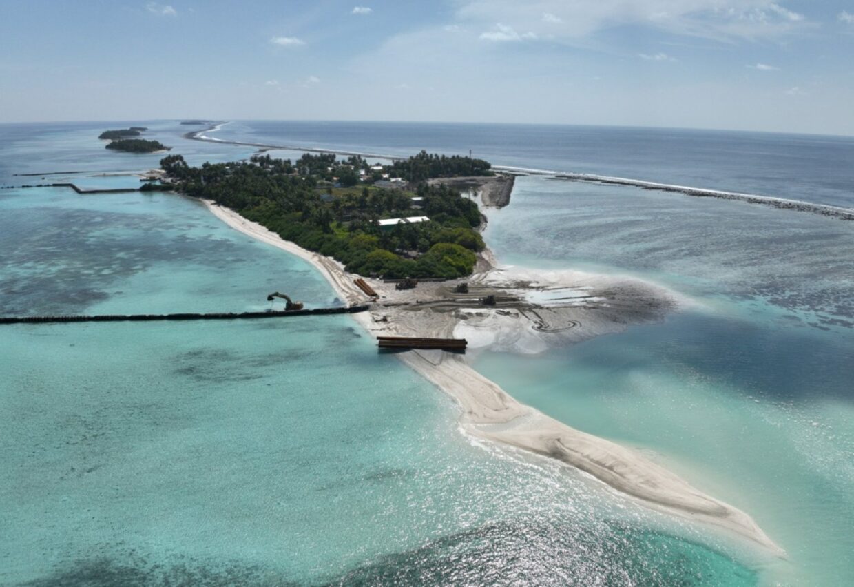 Gaadhiffushi Reclamation Completed