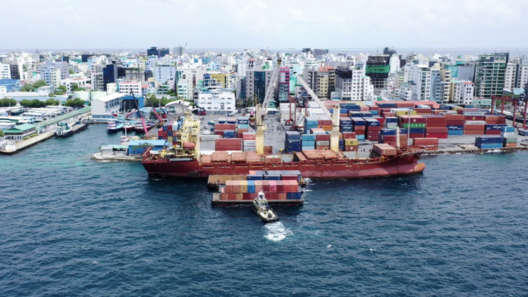 Weekly Port Activity Report (Apr 19–25)