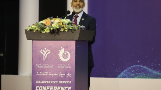 Civil Servants Key to Fighting Corruption: Shafeeu